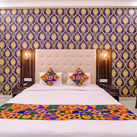 Fabhotel Swess Grand Agra  Eksteriør billede