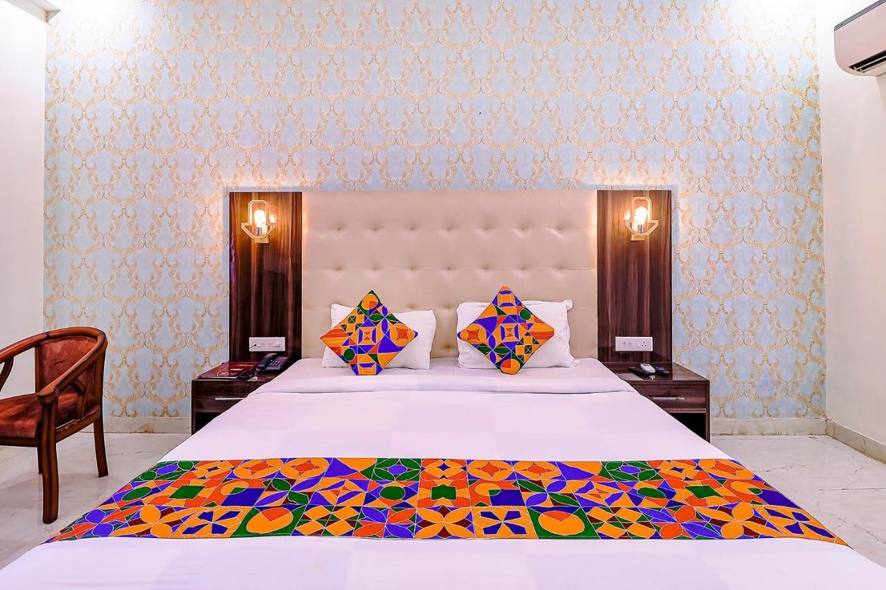 Fabhotel Swess Grand Agra  Eksteriør billede