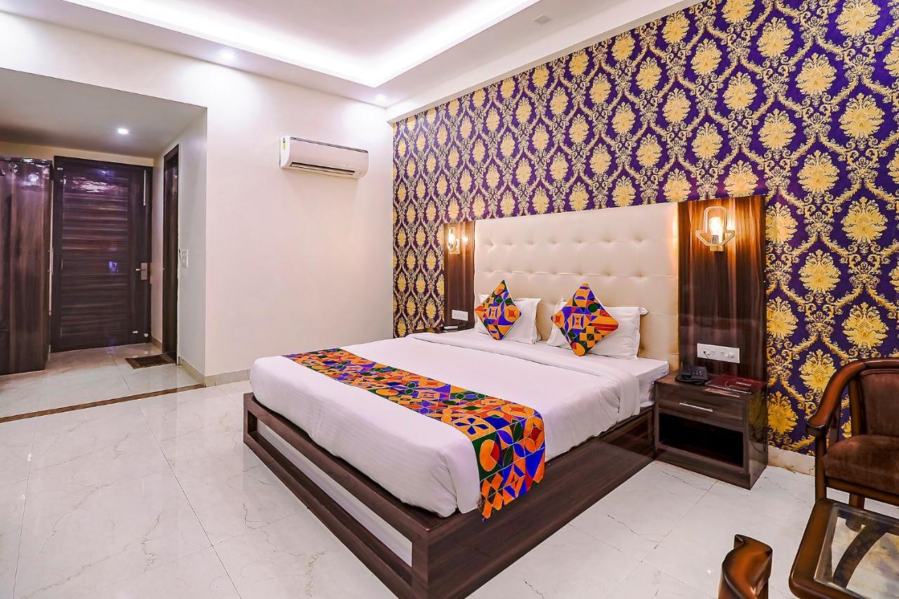 Fabhotel Swess Grand Agra  Eksteriør billede